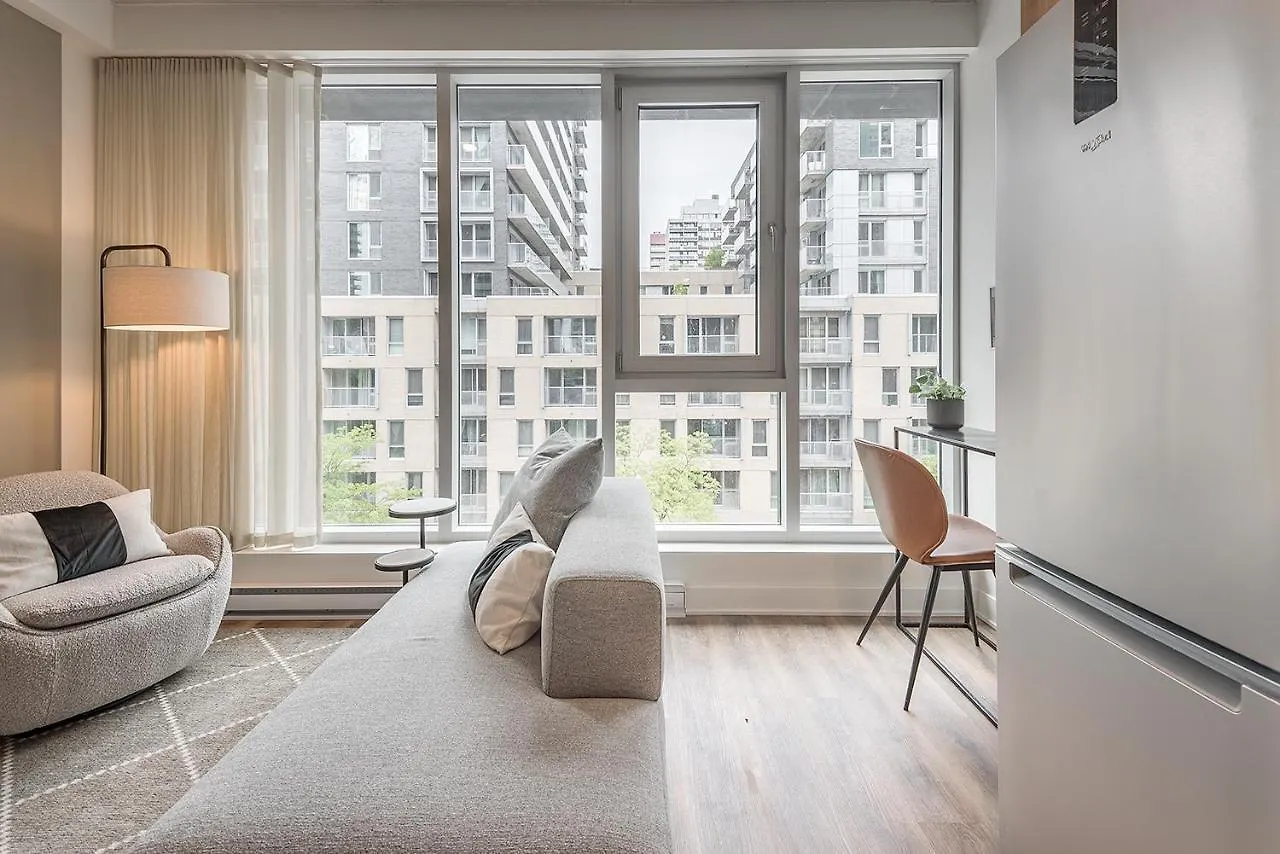 Corporate / Business Accommodation In Montreal Heart Apartment
