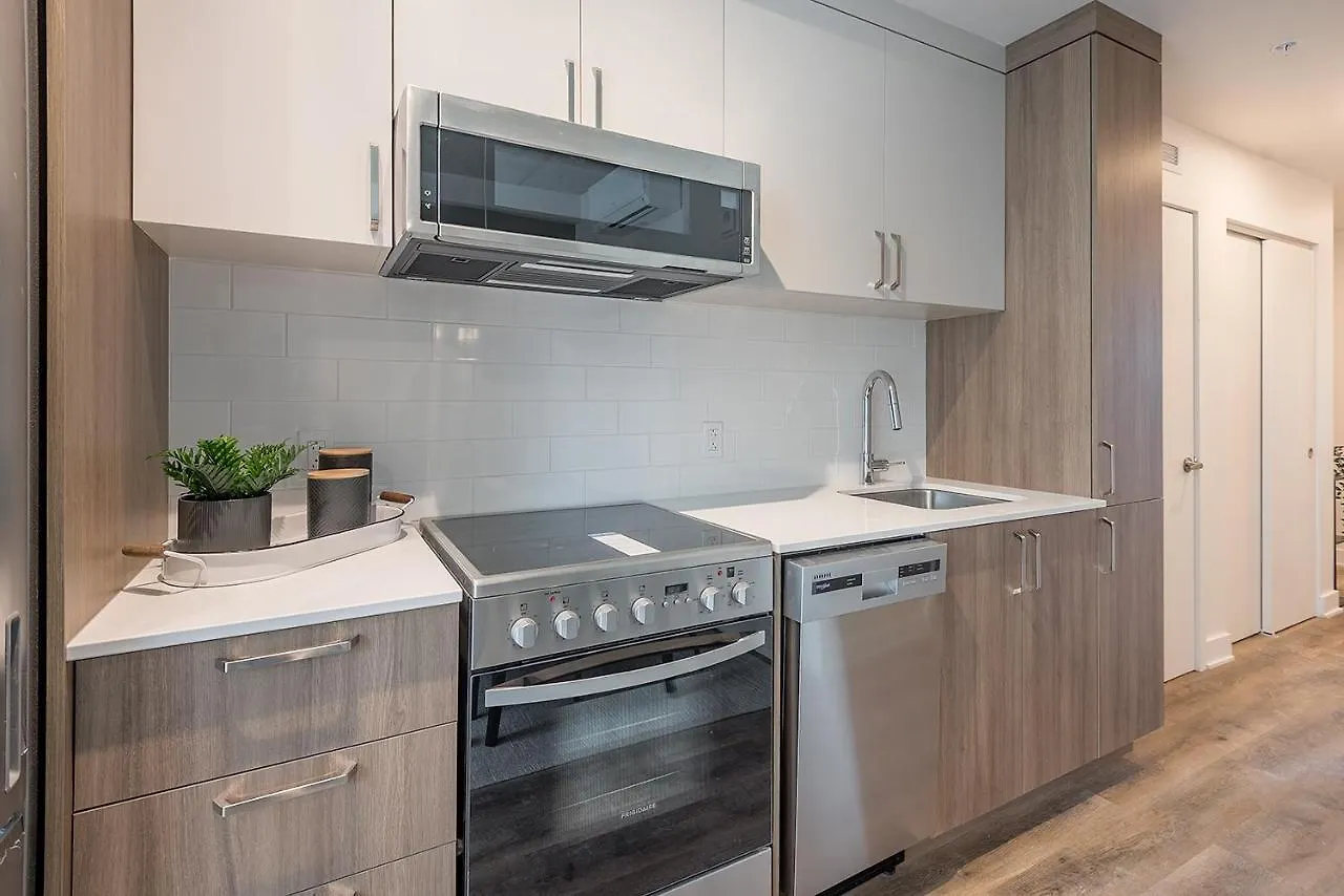 Corporate / Business Accommodation In Montreal Heart