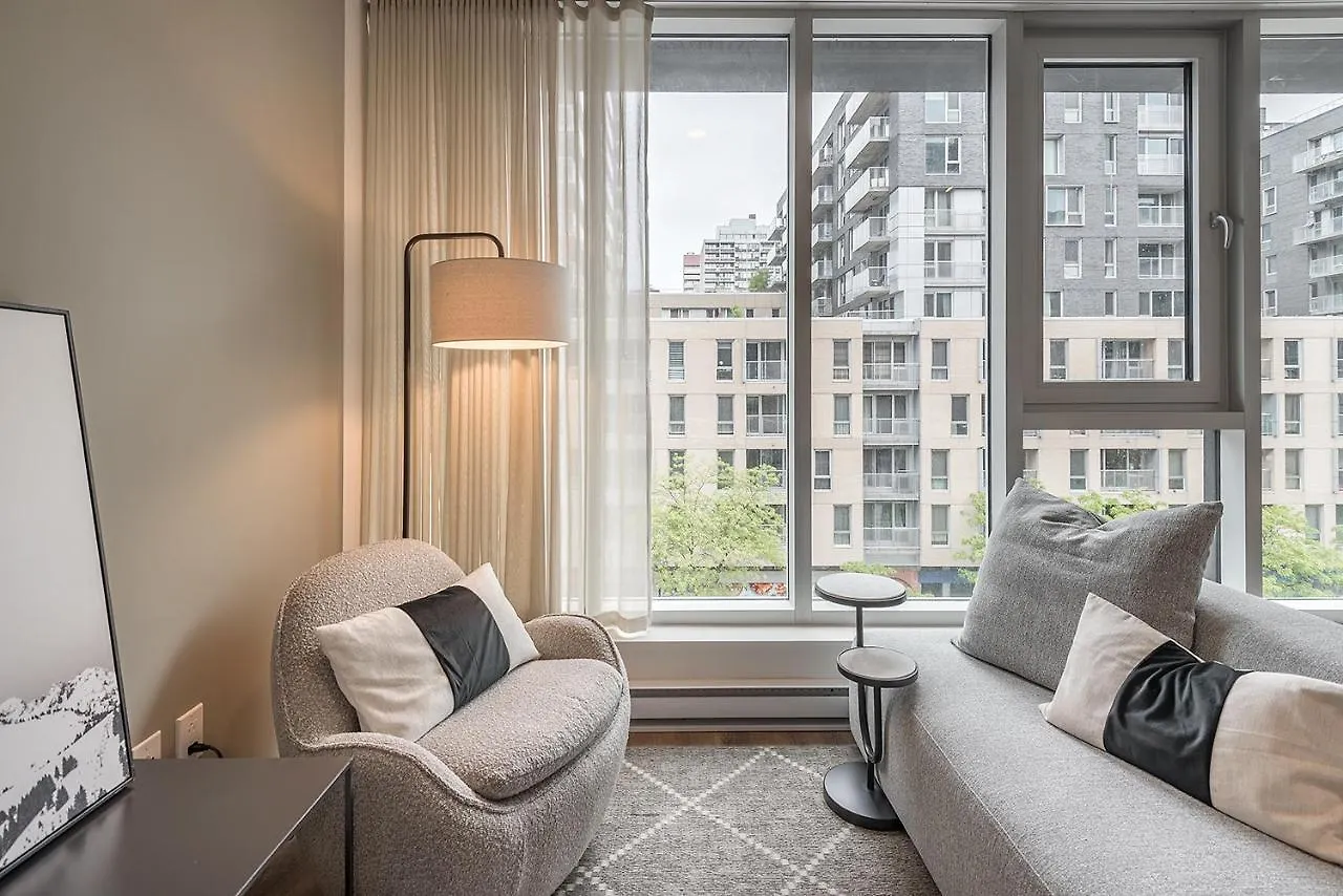 Apartment Corporate / Business Accommodation In Montreal Heart Canada