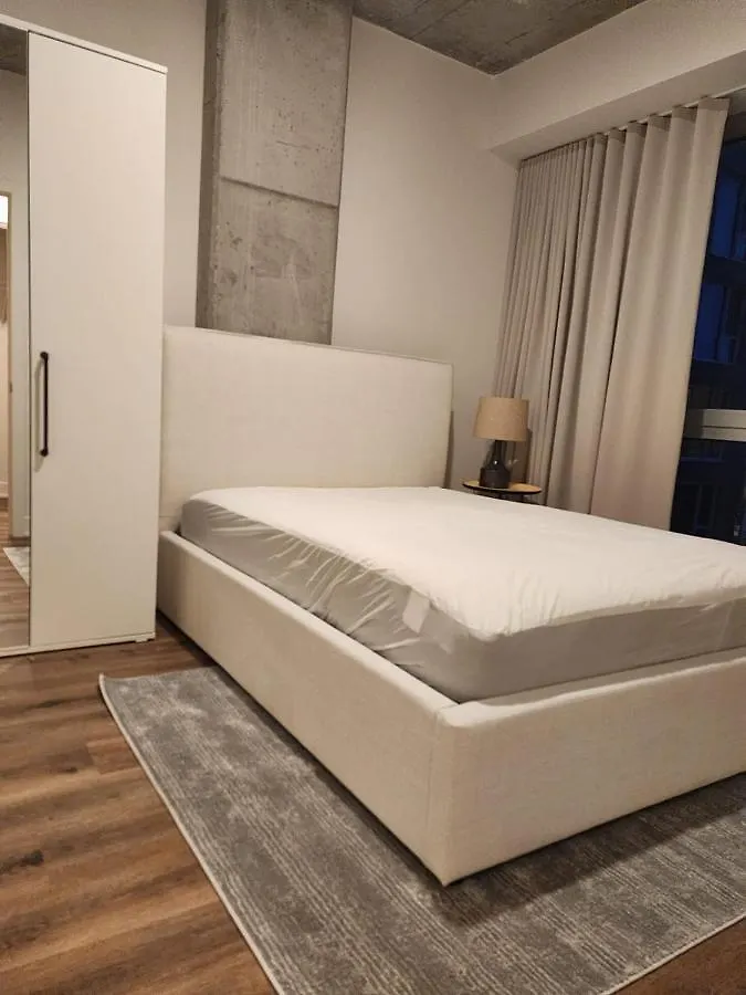 Apartment Corporate / Business Accommodation In Montreal Heart Canada